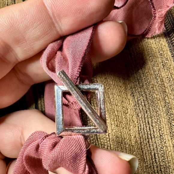 Handcrafted Artisan created leaf pendant. - Picture 16 of 16